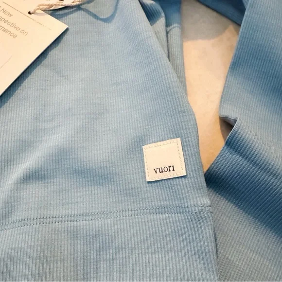 NWT Vuori Lux Rib Half Zip Long Sleeve Cropped Top in Stillwater Blue - Picture 4 of 10